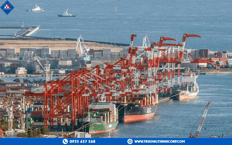 Transporting Steel Structures from Vietnam to Singapore