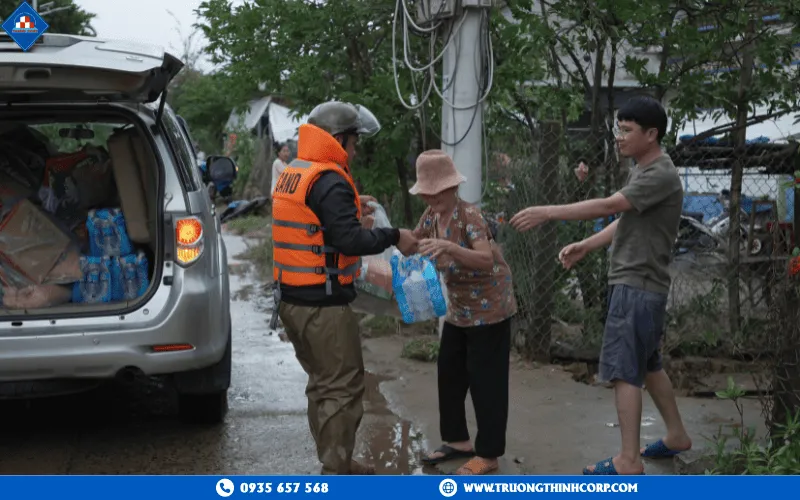 Truong Thinh Reaches Out to Central Vietnam 2