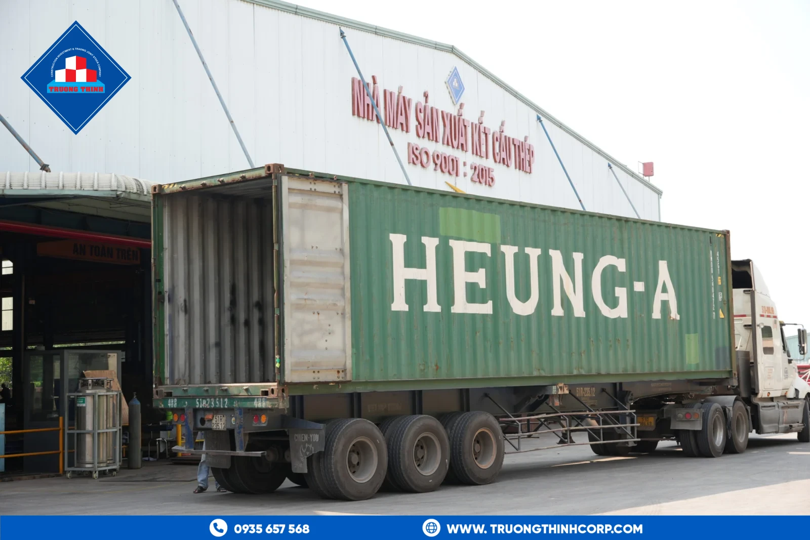 Export container loading of fabricated steel warehouse structure components at Truong Thinh Corp