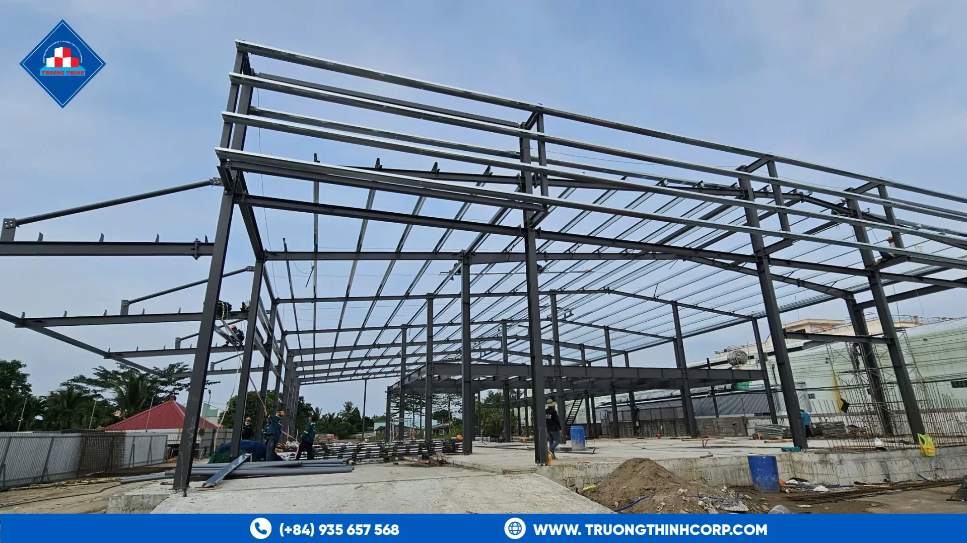 Long-span steel frame under construction at the BYD Ca Mau project